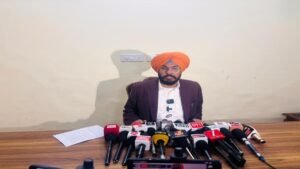 Jai Inder Kaur पर AAP नेता Kuldeep Dhaliwal का तीखा हमला; कहा- “सवाल पूछना है, तो वह पहले अपने पिता से पूछें…”