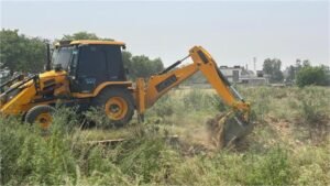 अवैध कॉलोनी पर चला विभाग का पीला पंजा, colonizers को सख्त चेतावनी जारी