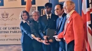 London की संसद में बिहार के डॉक्टर का सम्मान, होम्योपैथी में योगदान को मिला अंतरराष्ट्रीय पहचान