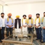 पंजाब के कुश्ती जगत के मशहूर ‘रुस्तम-ए-हिंद’ जस्सा पट्टी AAP में शामिल, CM मान ने कराया स्वागत