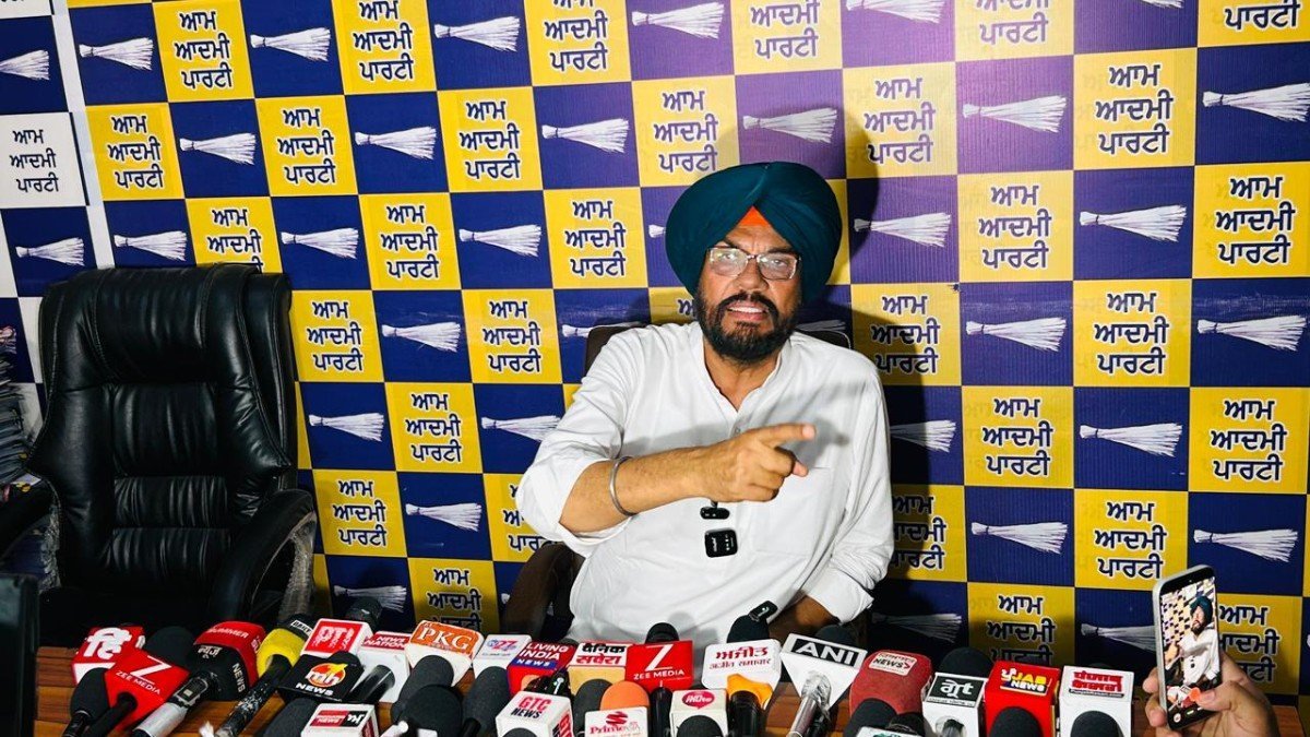 आप ने साइबर आतंकवाद के एक बड़े नेटवर्क का भंडाफोड़ करने के लिए पंजाब पुलिस की तारीफ की