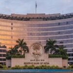 RBI का बड़ा फैसला! रेपो रेट 5.25% पर बरकरार, EMI में नहीं होगा इजाफा