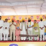 शिरोमणि अकाली दल को बड़ा झटका, पूर्व विधायक वरिंदर कौर लूंबा और करण सिंह DTO सैकड़ों समर्थकों के साथ AAP में शामिल
