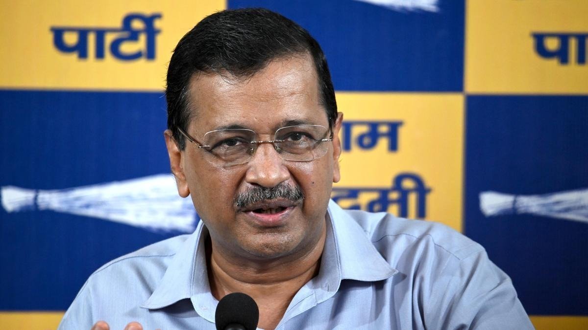 मोदी सरकार के लिए पूरा देश प्रयोगशाला, अब लोगों पर जबरदस्ती थोप रही 20 फीसद इथेनॉल मिला पेट्रोल- केजरीवाल