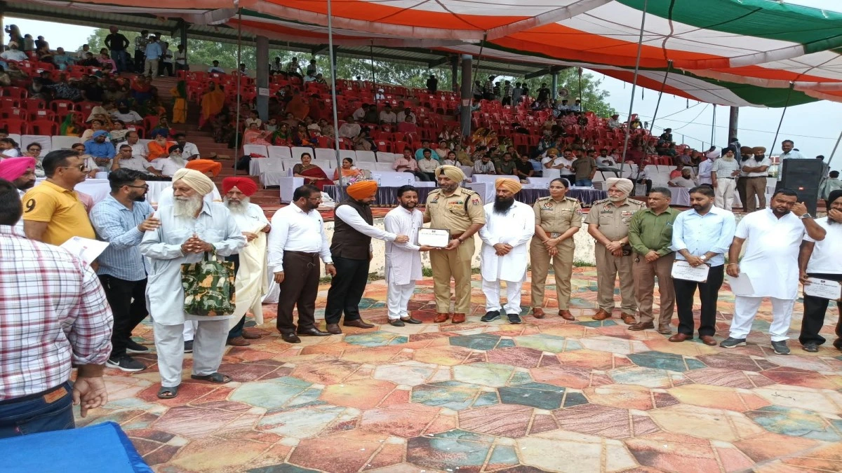 स्वतंत्रता दिवस पर पंजाब ने ‘युद्ध नशेआं विरुद्ध’ के ज़मीनी स्तर के स्वयंसेवकों को सम्मानित किया