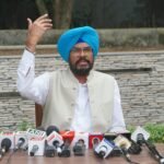 भाजपा ने गुरुद्वारा श्री बंगला साहिब के अंदर पुलिस भेजकर 1984 की बेअदबी दोहराई, अमित शाह इस्तीफा दें: आप