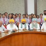 पंजाब विधानसभा ने विद्यार्थियों के लिए खोले द्वार; CM भगवंत सिंह मान ने उन्हें बड़े सपने देखने के लिए किया प्रेरित
